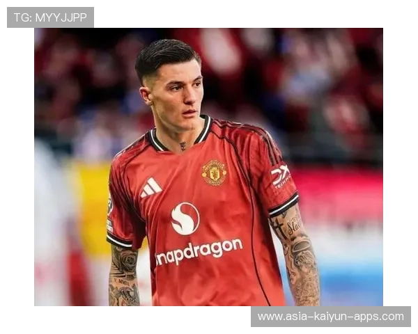 曼联新星谢什科带领进攻，未来核心逐渐成形